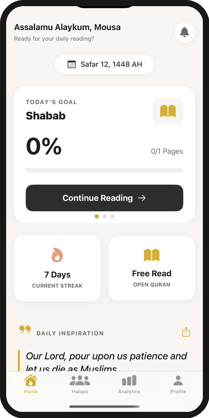 Iqraa on iPhone: home screen with today's reading goal, nightly Surah Al-Mulk reminder, and current streak